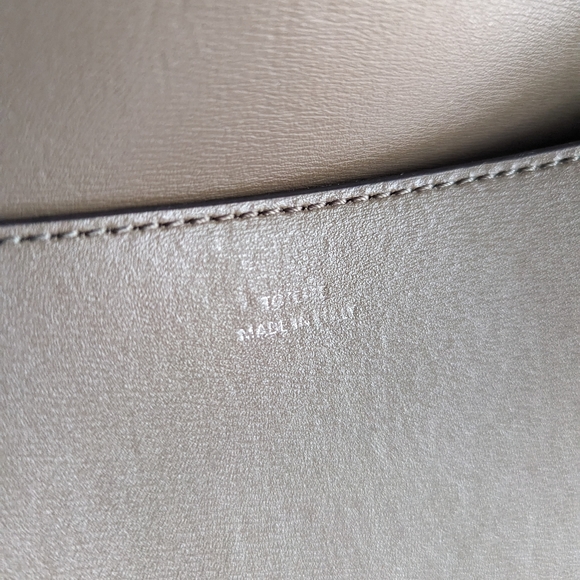 Toteme T Lock bag 1️⃣1️⃣0️⃣0️⃣ - Picture 5 of 16